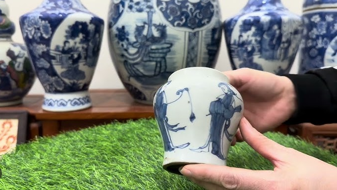 Bộ Tam Sự trong bộ đồ thờ Bạch Ngọc Thiên Hương